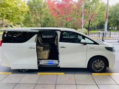 埃尔法7座商务车
